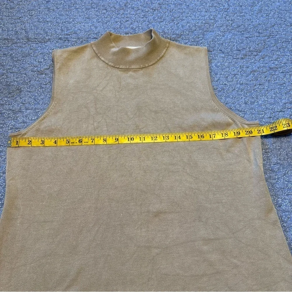 Josephine Chaus Top Neutral Gold Sleeveless Mock Neck Silk Blend  Size 1X